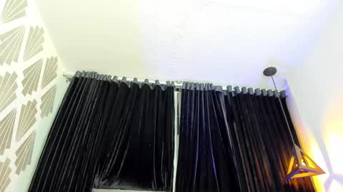 Snapshot of julescornett chatting on 02/28/25, 07:26 Julees online show from 02/28/25, 07:26