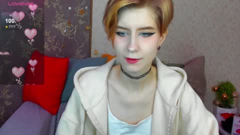 Snapshot of julescrown chatting on 12/08/24, 01:02 Jules online show from 12/08/24, 01:02