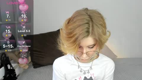 Snapshot of julescrown chatting on 02/26/25, 04:14 Jules online show from 02/26/25, 04:14