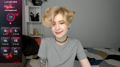 Snapshot of julescrown chatting on 09/14/25, 01:05 Jules online show from 09/14/25, 01:05