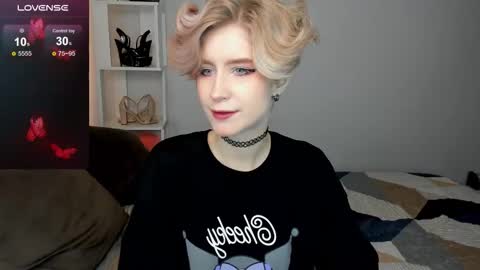 Snapshot of julescrown chatting on 09/15/25, 12:43 Jules online show from 09/15/25, 12:43