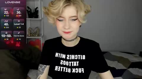 Snapshot of julescrown chatting on 09/21/25, 12:45 Jules online show from 09/21/25, 12:45