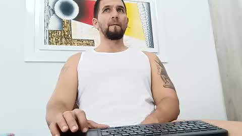 Snapshot of juleslatin122 chatting on 12/15/24, 07:31 Jules online show from 12/15/24, 07:31