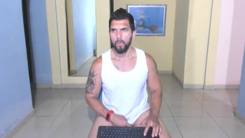 Snapshot of juleslatin122 chatting on 03/01/25, 11:58 Jules online show from 03/01/25, 11:58