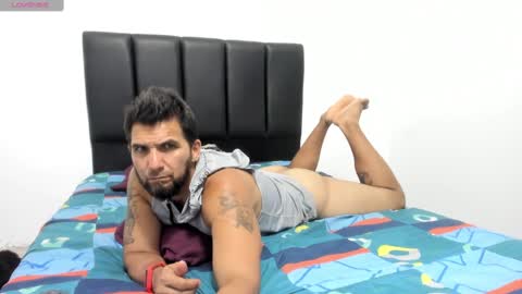 Snapshot of juleslatin122 chatting on 03/11/25, 03:59 Jules online show from 03/11/25, 03:59