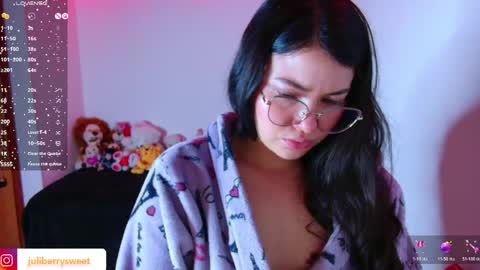 Juliana online show from 03/24/26, 04:17