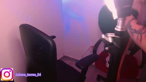  Juliana Torres  online show from 01/30/25, 03:40