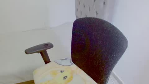  Juliana Torres  online show from 09/15/25, 06:08