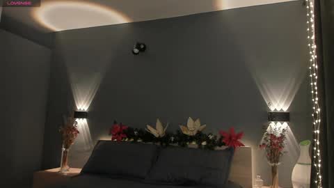 Juli Modelo Independiente online show from 12/11/24, 09:45