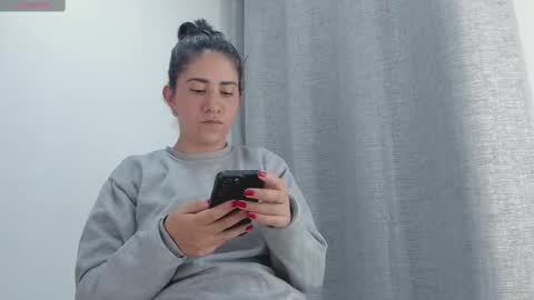 Juli Modelo Independiente online show from 09/22/25, 02:35