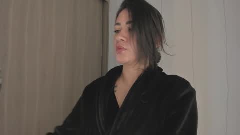 Juli Modelo Independiente online show from 11/24/25, 10:59