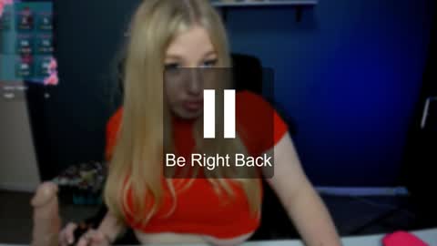 Snapshot of juli_kisss chatting on 12/23/24, 10:55 juli kisss online show from 12/23/24, 10:55