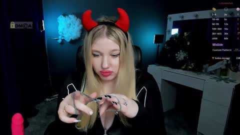 Snapshot of juli_kisss chatting on 01/15/25, 04:36 juli kisss online show from 01/15/25, 04:36