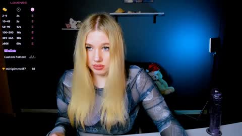 Snapshot of juli_kisss chatting on 01/16/25, 01:58 juli kisss online show from 01/16/25, 01:58
