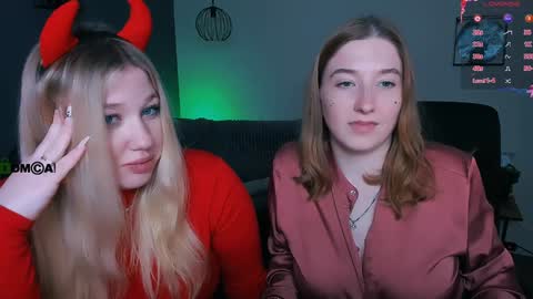 Snapshot of juli_kisss chatting on 02/01/25, 10:55 juli kisss online show from 02/01/25, 10:55