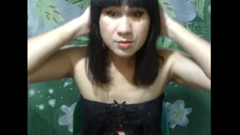 Snapshot of julia111987 chatting on 04/18/26, 02:43 JULIA online show from 04/18/26, 02:43