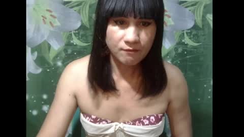Snapshot of julia111987 chatting on 05/02/26, 04:01 JULIA online show from 05/02/26, 04:01
