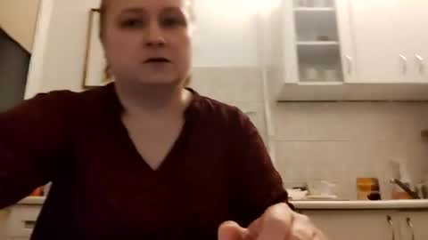 Julia online show from 01/07/25, 10:30