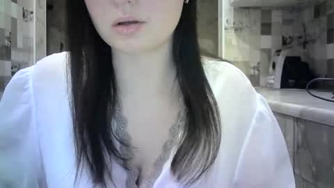 julia69009 online show from 01/22/25, 09:43
