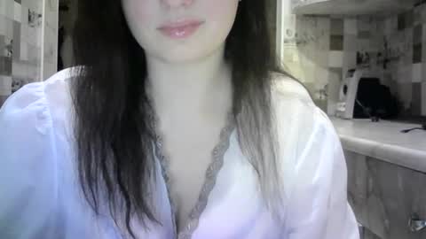 julia69009 online show from 02/04/25, 10:55