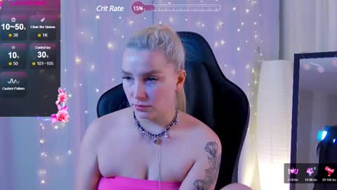 julia__bunny online show from 12/18/24, 10:46