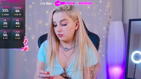 julia__bunny online show from 01/18/25, 09:34