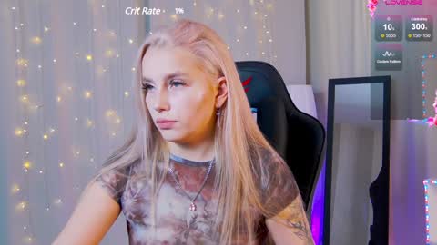 julia__bunny online show from 01/26/25, 05:44