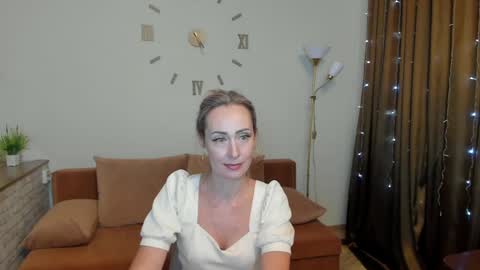 julia__cherry_ online show from 12/29/24, 05:33