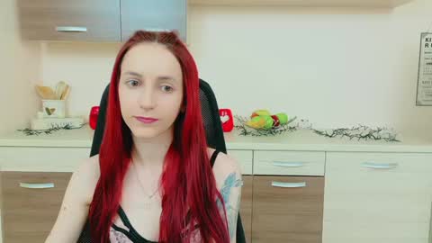 JuliaJae online show from 03/11/26, 07:36