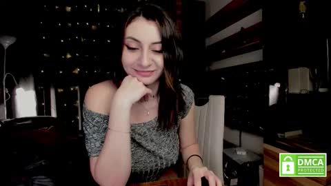 julia_t_mog online show from 03/03/26, 10:15