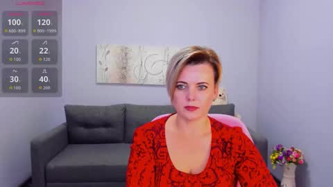 Julia online show from 11/06/25, 06:58