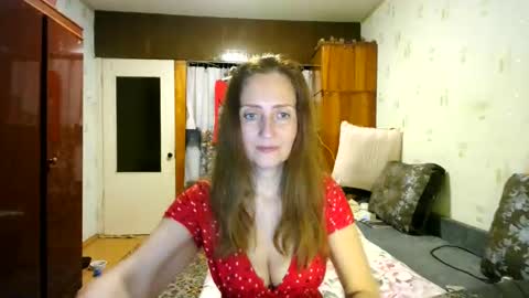 Snapshot of juliaa_foxi chatting on 04/04/26, 06:27 juliaa_foxi online show from 04/04/26, 06:27