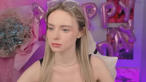 Snapshot of juliabrewwer chatting on 09/15/25, 12:05 Julia online show from 09/15/25, 12:05