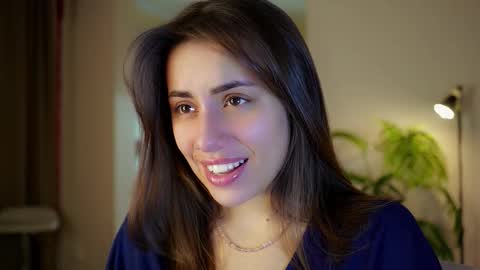 Snapshot of juliacontrol chatting on 02/27/26, 02:39 Molly online show from 02/27/26, 02:39