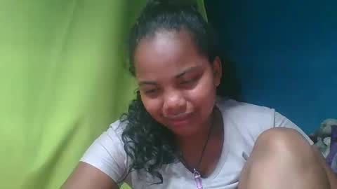 juliah02 online show from 01/23/25, 02:17