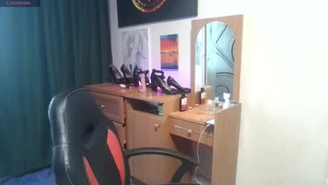 juliamorgann online show from 07/24/26, 06:11