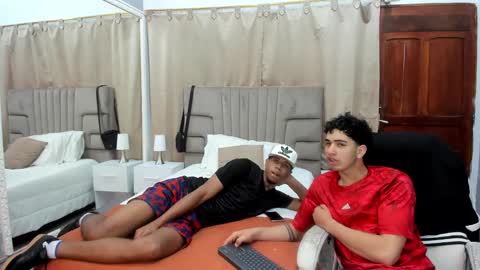 julian billy online show from 01/05/25, 02:41