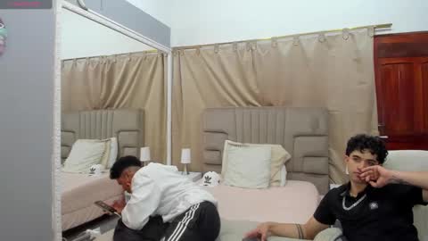 julian billy online show from 02/19/25, 02:34