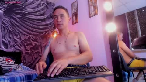 JULIAN online show from 04/24/26, 09:17