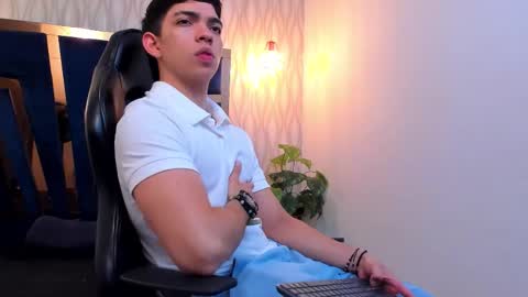 JULIAN  online show from 01/18/26, 03:05