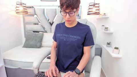 Snapshot of julian_steward chatting on 12/20/25, 08:16 julian_steward online show from 12/20/25, 08:16