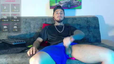 Julian independent model online show from 12/19/25, 04:52