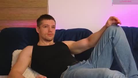 Snapshot of julian_turner chatting on 03/01/26, 09:00 julian_turner online show from 03/01/26, 09:00