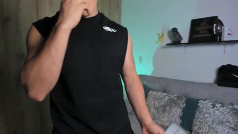 julian_wallace online show from 02/23/26, 02:25