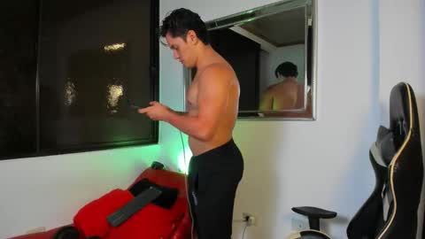 julian_wallace online show from 03/15/26, 03:23