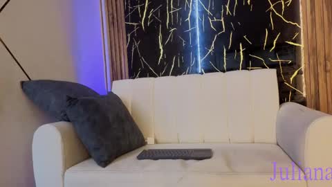 juliana23_pm online show from 04/13/26, 09:09