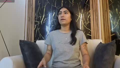 juliana23_pm online show from 04/15/26, 05:42