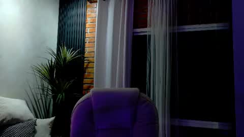Snapshot of juliana_111 chatting on 07/09/26, 01:20 Juliana online show from 07/09/26, 01:20