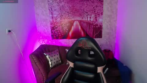 juliana_diamond_ online show from 02/03/26, 06:22