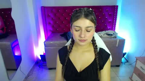 juliana_diamond_ online show from 04/10/26, 03:12